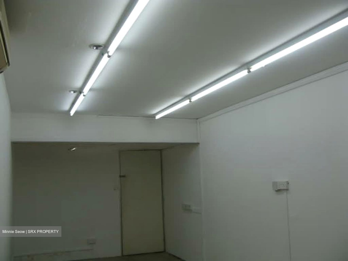 Toa Payoh Central (D12), Shop House #569458161